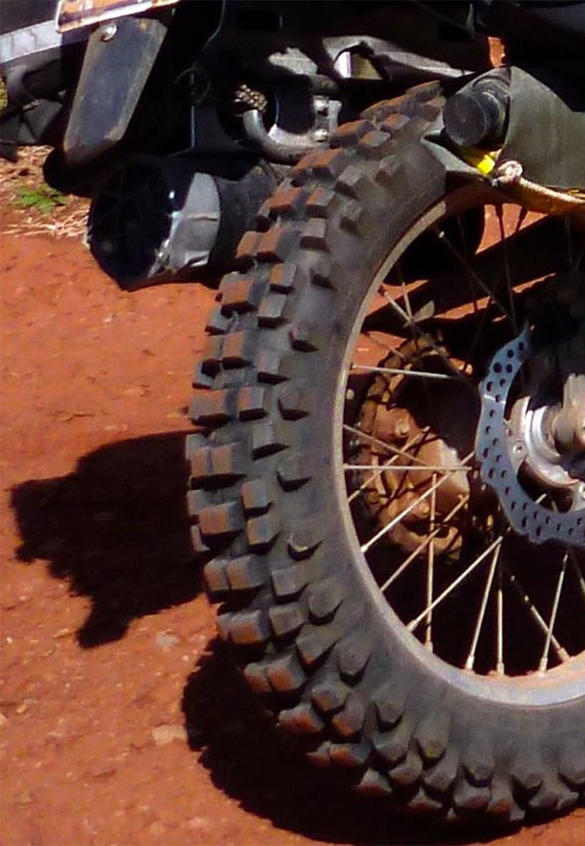 PIRELLI MT