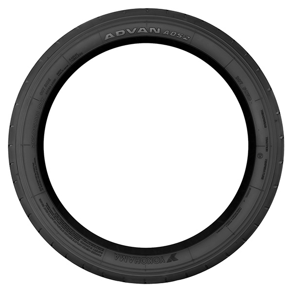 YOKOHAMA ADVAN A052 XL 235/40 R18 95Y