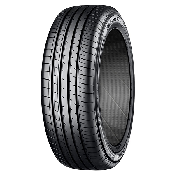 YOKOHAMA BLUEARTH-XT AE61 215/50 R17 91V