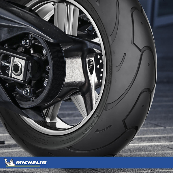 MICHELIN 120/90 -10 57L