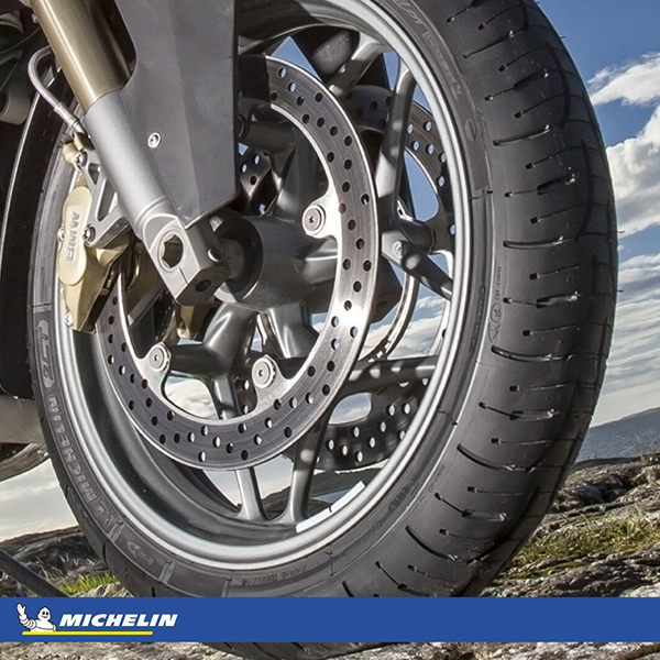 MICHELIN 120/70 ZR17 (58W)