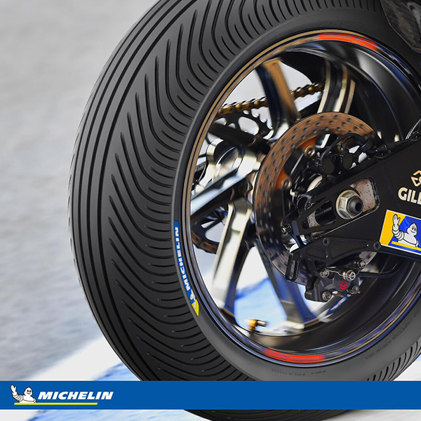 MICHELIN 12/60 R17