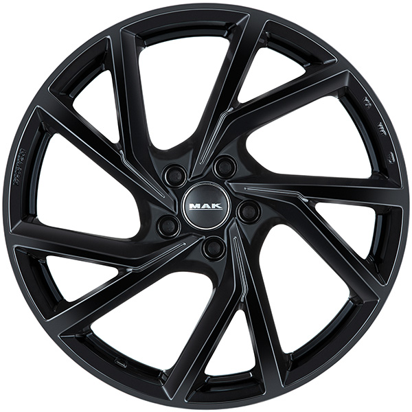 MAK KASSEL 8x18 5x110 ET 33 GLOSS BLACK
